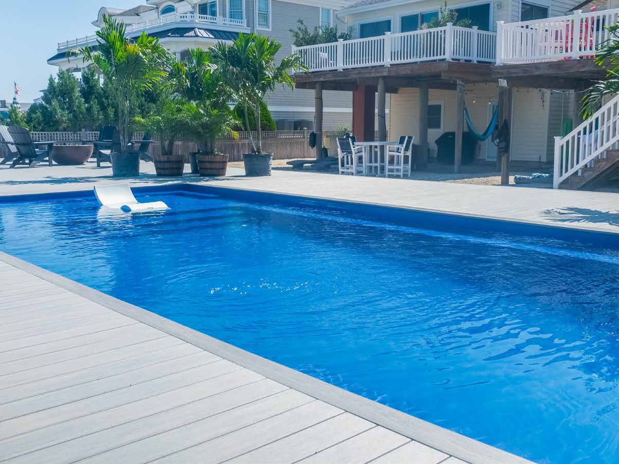 Navarre Fiberglass Pool