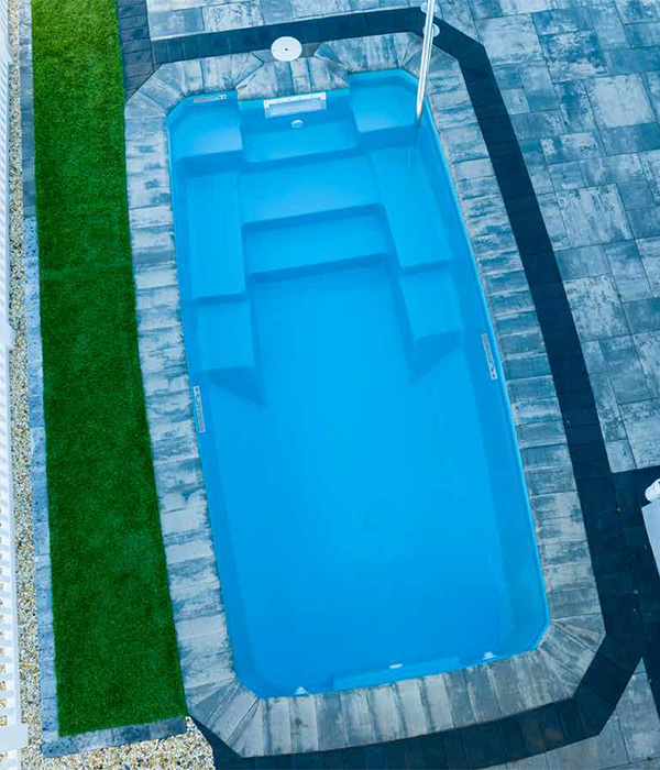 Siesta Key Fiberglass Swimming Pool